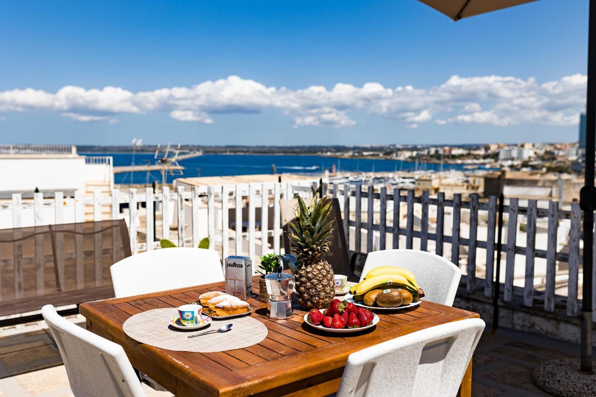Corte De Maio - Exclusive Terrace - By Click Salento غالّيبولي المظهر الخارجي الصورة